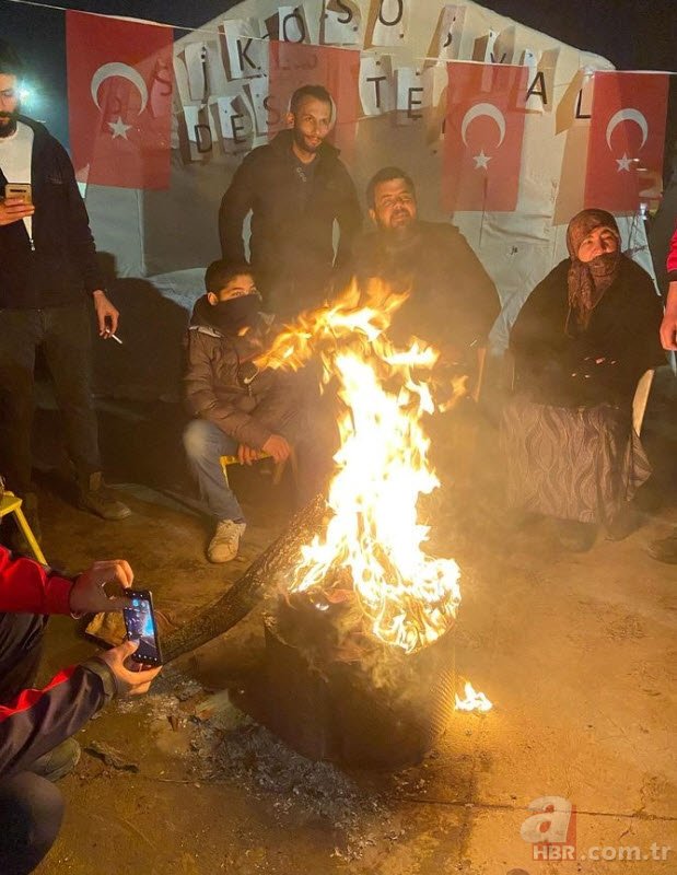 Berfu Yenenler ve Eser Yenenler depremzede çocuklarla bir araya geldi! “Emanetimi teslim ettim”