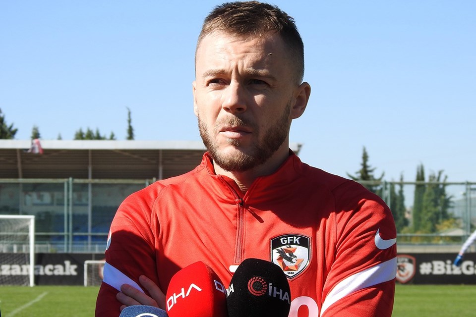 Ligden çekilen Gaziantep FK'nın yıldızı Alexandru Maxim Beşiktaş'ta - 1