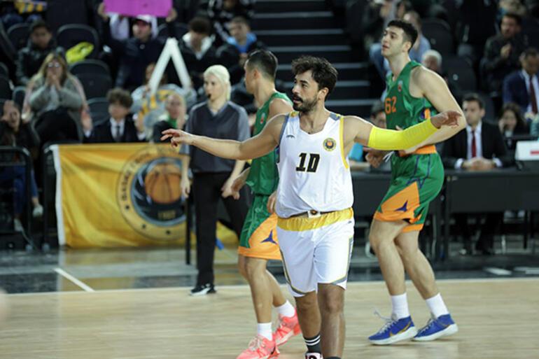 Kraliçenin Ateş’i Gökhan Alkan’dan basketbol şov