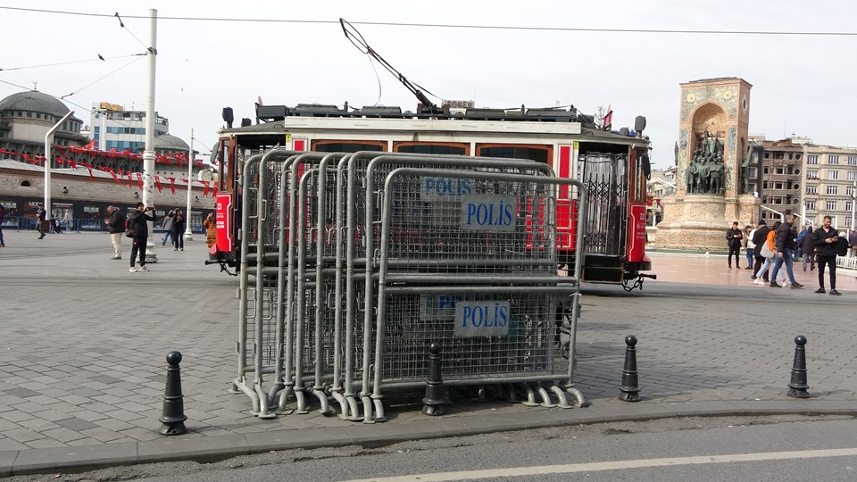 Taksim'de güvenlik önlemi - 1