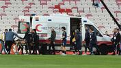 Sivasspor-Fenerbahçe maçında korkutan dakikalar! Ambulans sahaya girdi