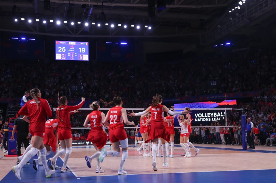 SON DAKİKA: FIVB Milletler Ligi | Filenin Sultanları, İtalya'yı da yenerek 3'te 3 yaptı - 1